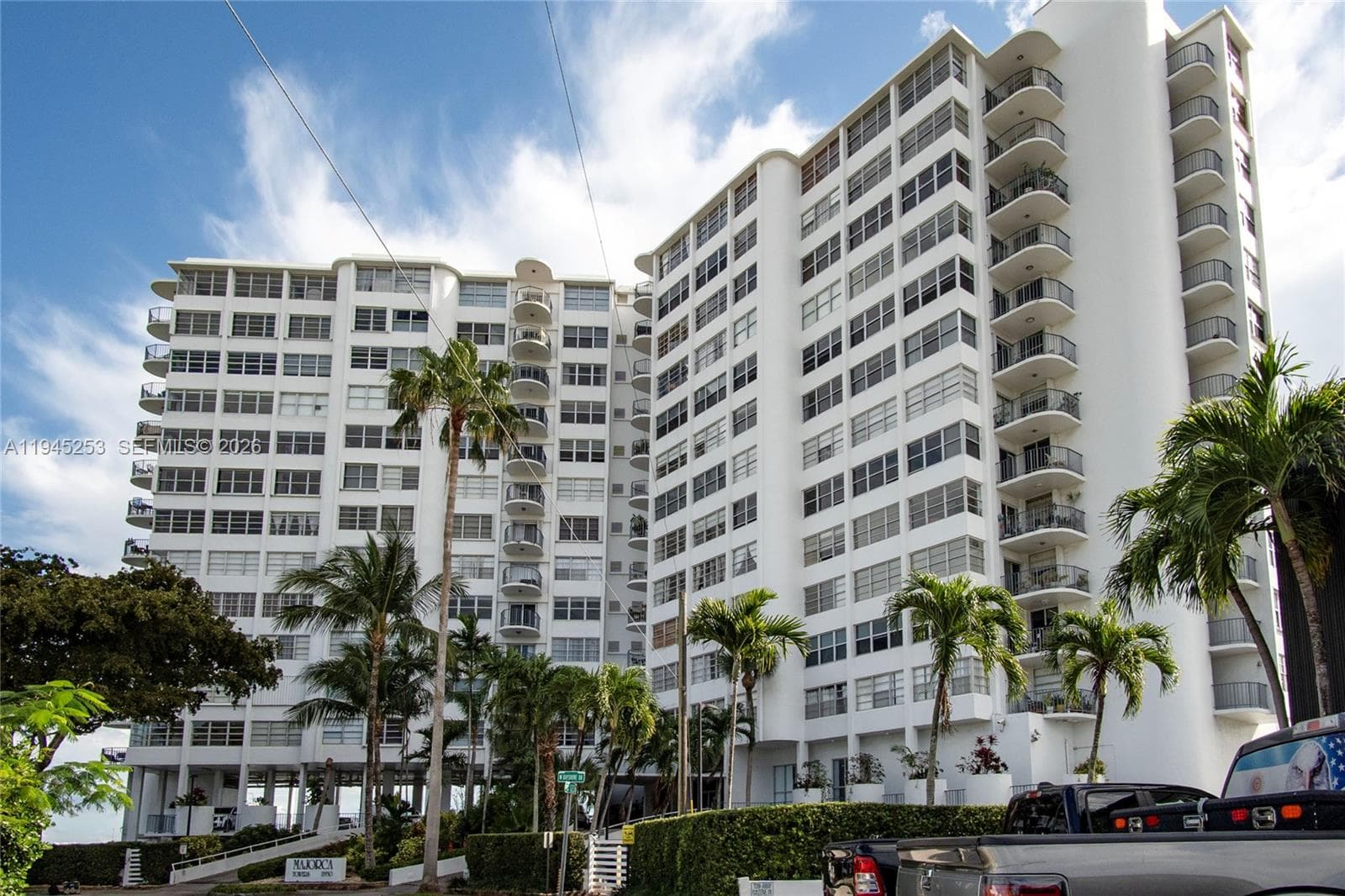11930 N Bayshore Dr # 609, North Miami FL 33181 — 26