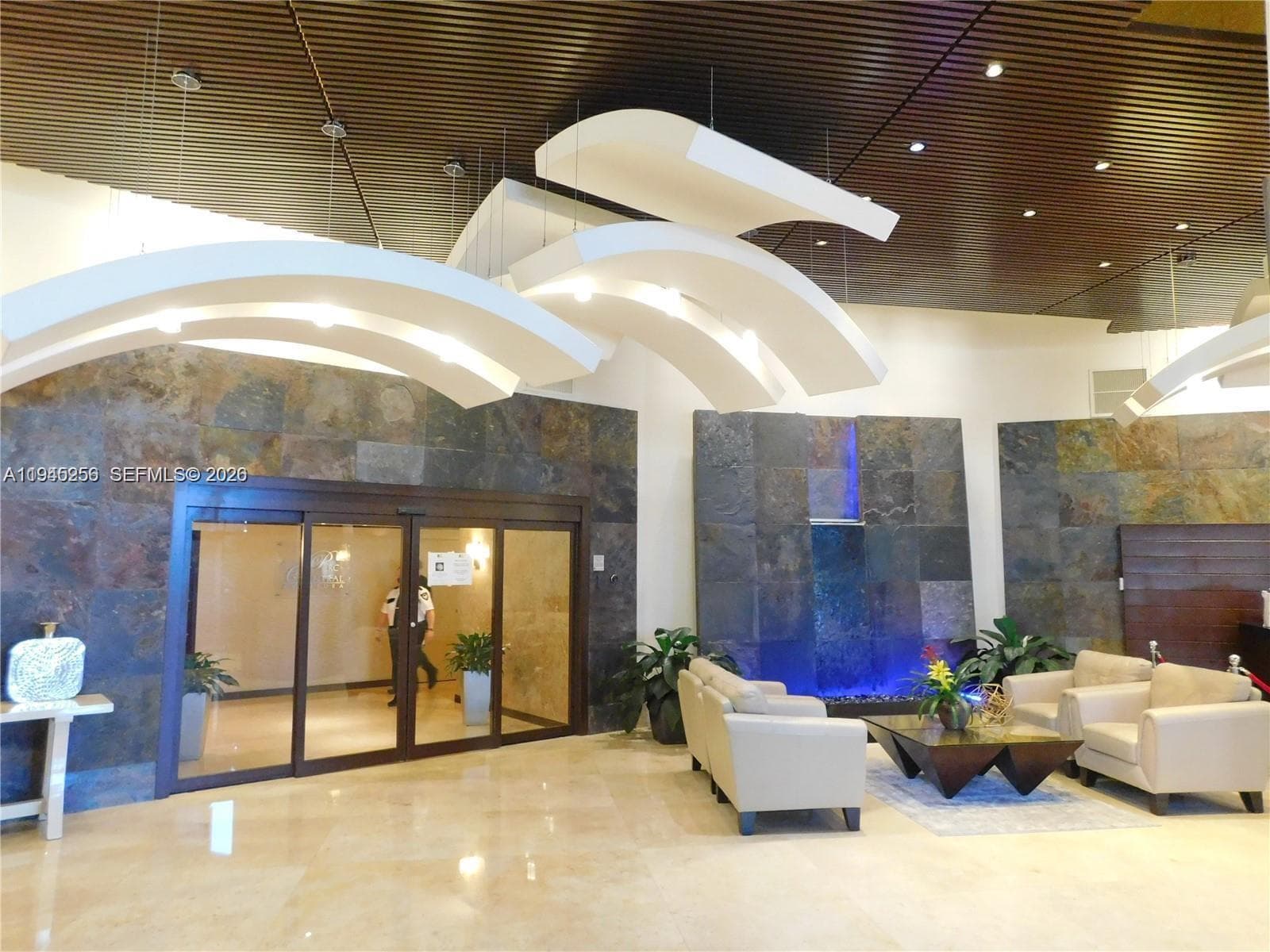 3300 NE 191 St # 1002, Aventura FL 33180 — 20