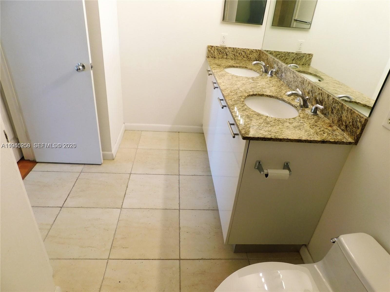 3300 NE 191 St # 1002, Aventura FL 33180 — 10