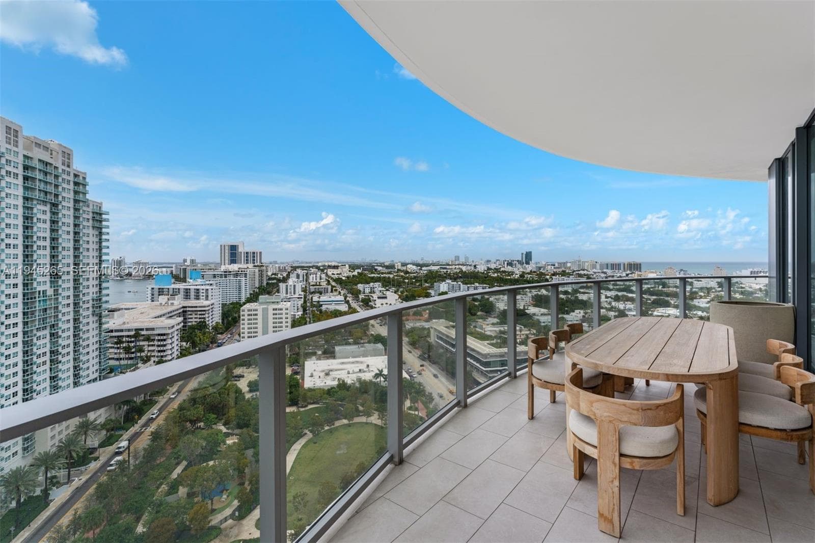 500 Alton Rd # 2105, Miami Beach FL 33139 — 9