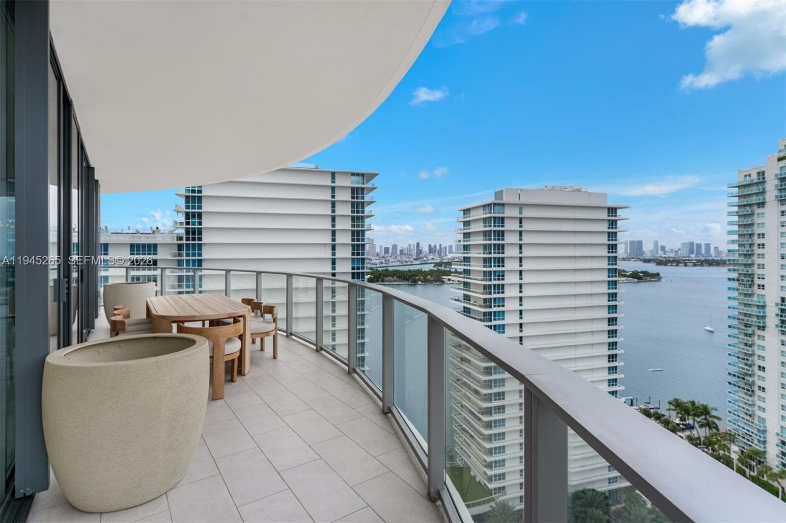 500 Alton Rd # 2105, Miami Beach FL 33139 — 10