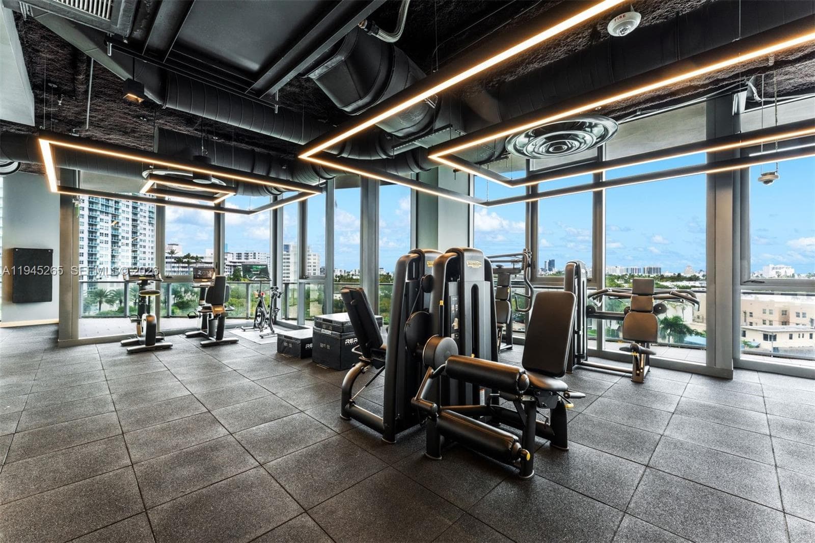 500 Alton Rd # 2105, Miami Beach FL 33139 — 41