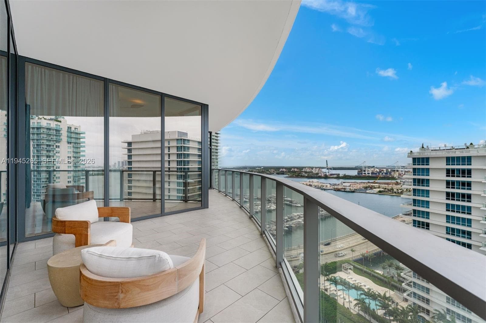 500 Alton Rd # 2105, Miami Beach FL 33139 — 31