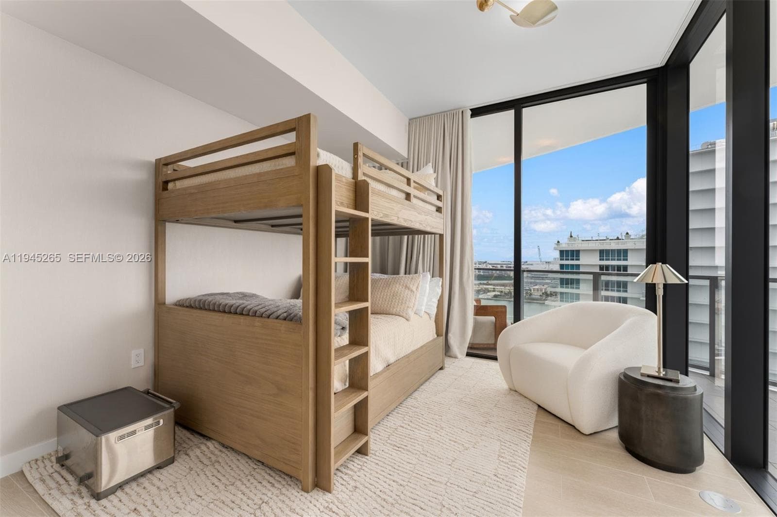 500 Alton Rd # 2105, Miami Beach FL 33139 — 25