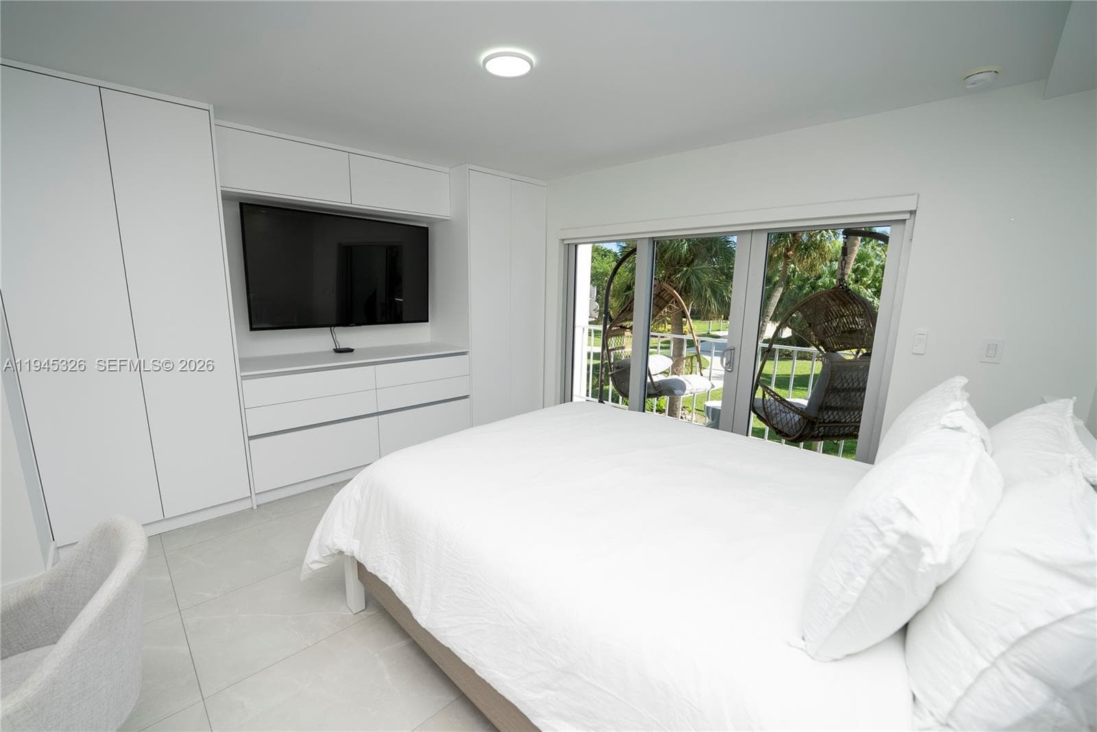 881 Ocean Dr, Key Biscayne FL 33149 — 7