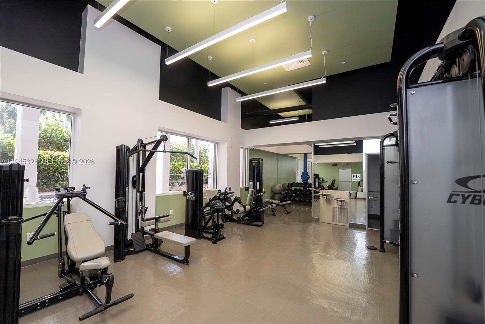 881 Ocean Dr, Key Biscayne FL 33149 — 25