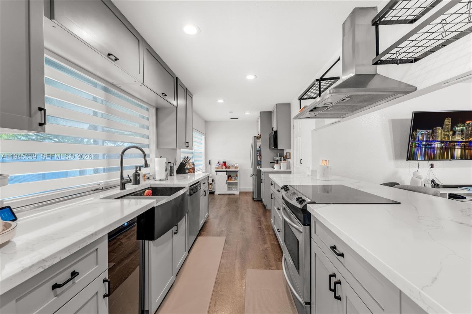 1747 N Goldeneye Ln, Homestead FL 33035 — 10