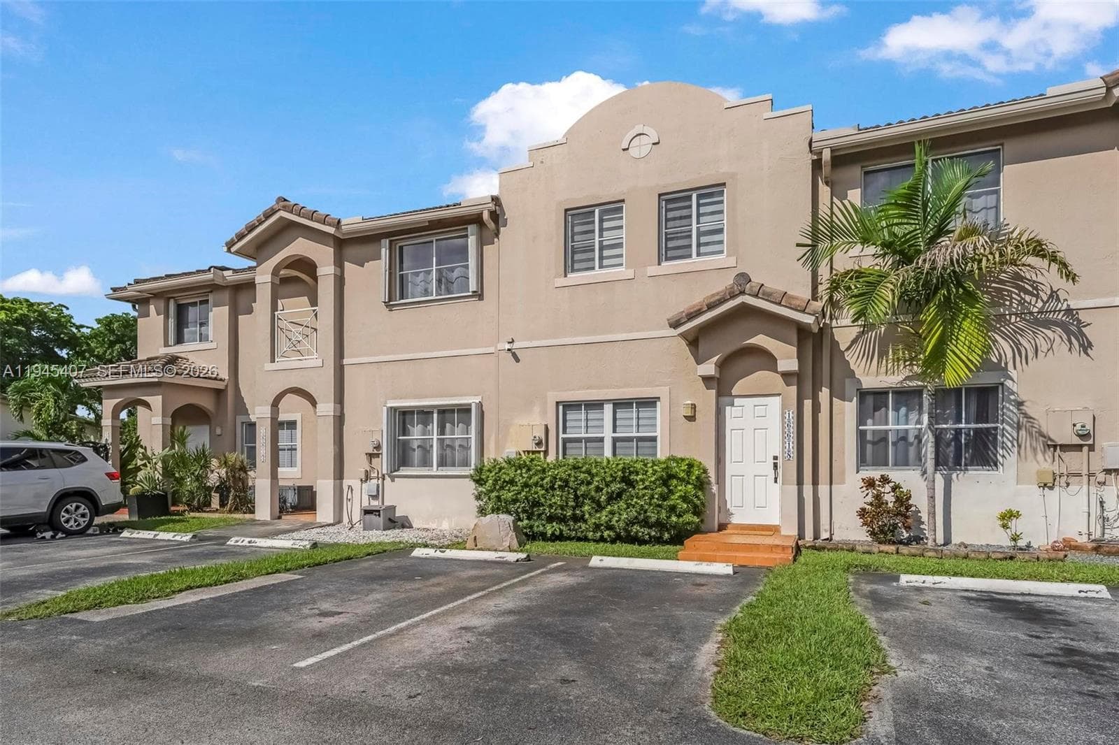 16618 NW 71st Ave, Miami Lakes FL 33014 — 37