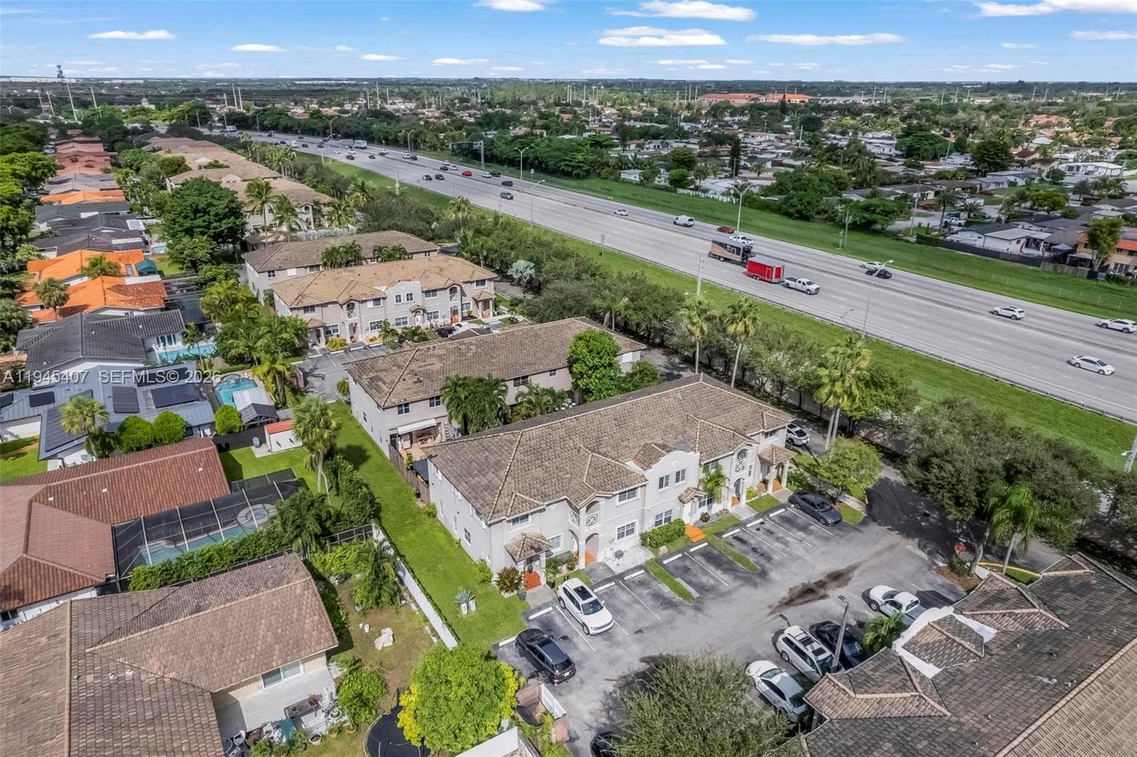 16618 NW 71st Ave, Miami Lakes FL 33014 — 31