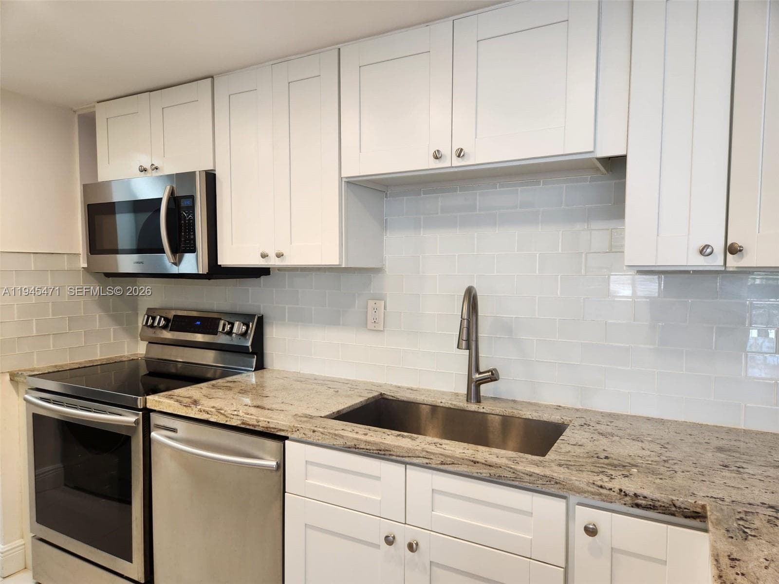 5201 Orduna Dr # 14, Coral Gables FL 33146 — 28