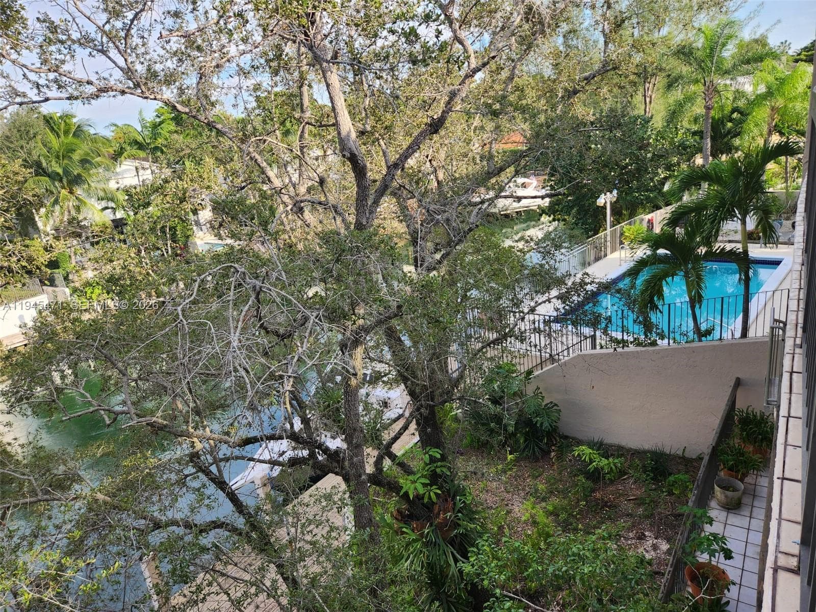 5201 Orduna Dr # 14, Coral Gables FL 33146 — 24