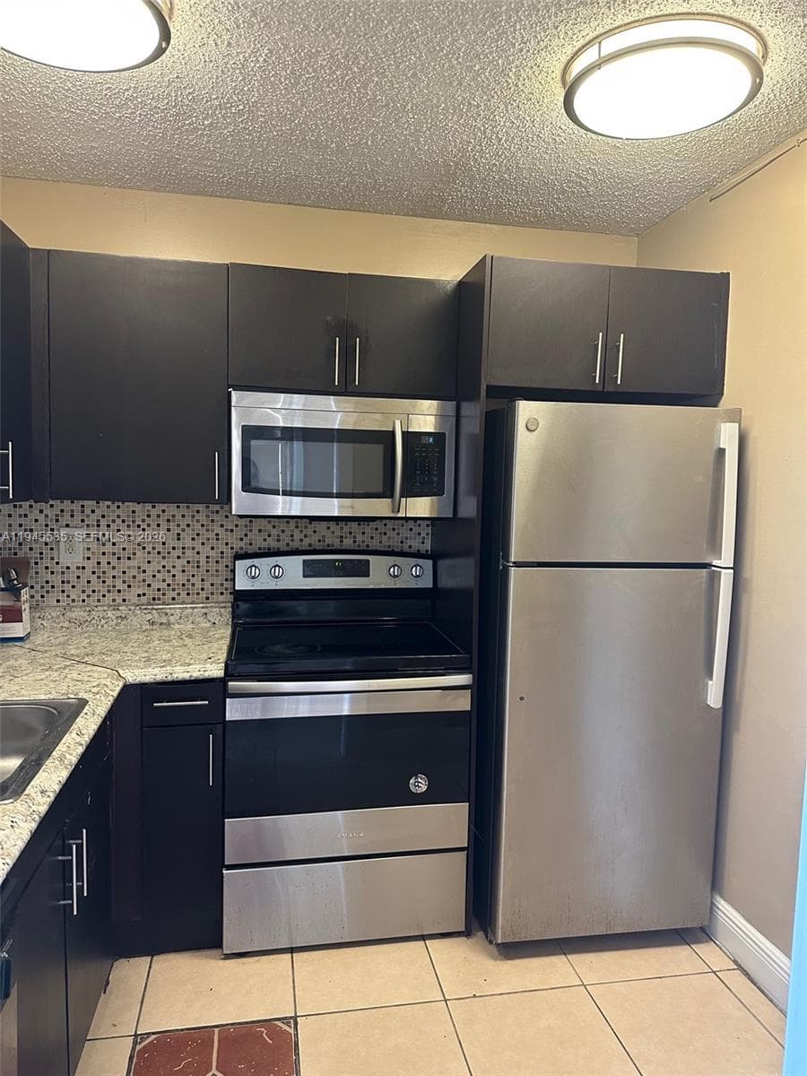 488 NW 165th St Rd # 115, Miami FL 33169 — 1