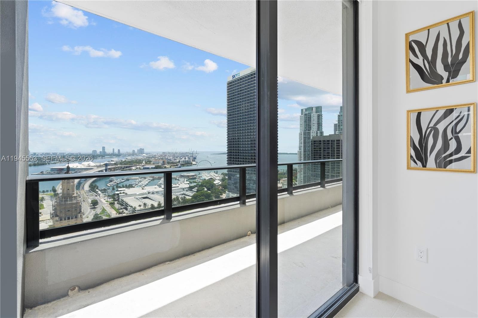 159 NE 6th St # 2415, Miami FL 33132 — 7