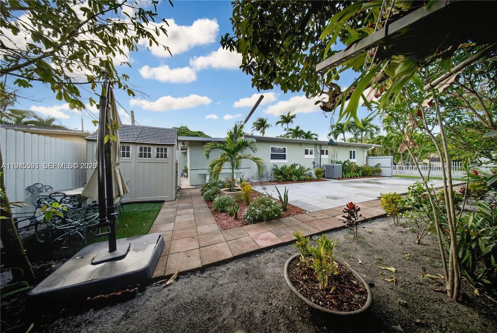 300 NE 175th St, North Miami Beach FL 33162 — 27