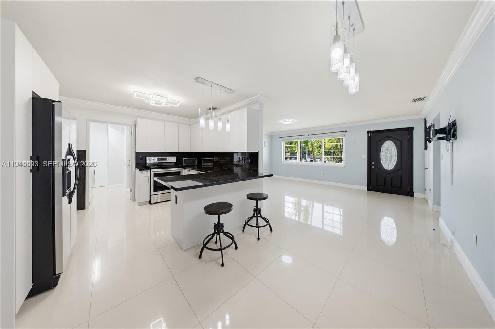 300 NE 175th St, North Miami Beach FL 33162 — 7