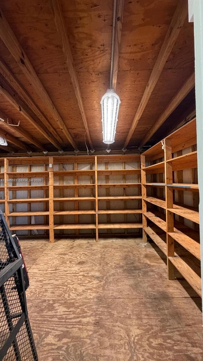 300 NE 175th St, North Miami Beach FL 33162 — 44