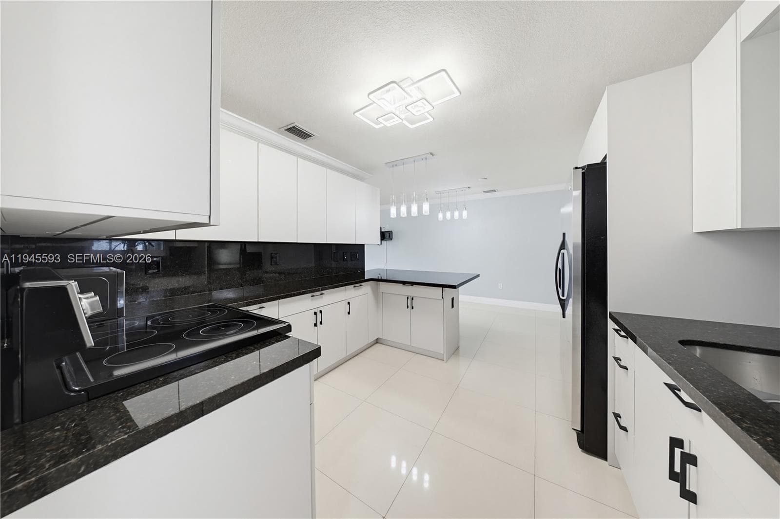 300 NE 175th St, North Miami Beach FL 33162 — 8