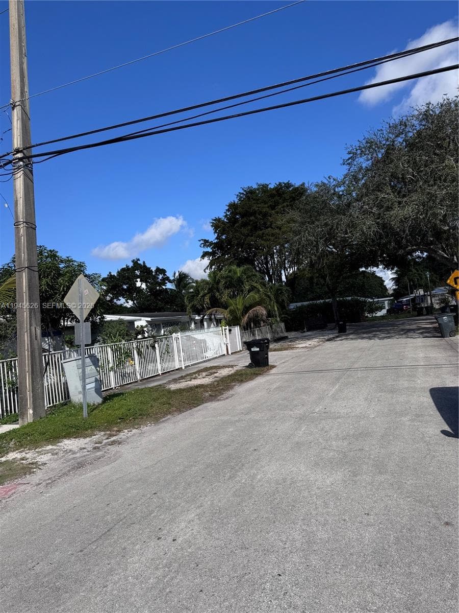 12625 NW 1st Ct, North Miami FL 33168 — 13
