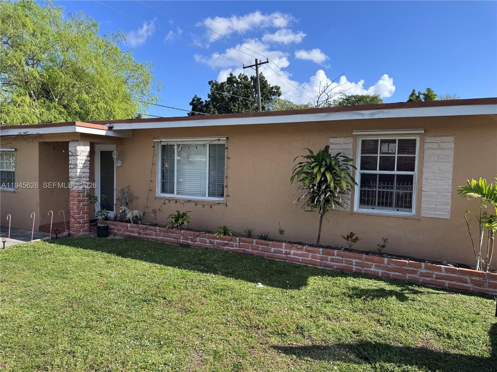 12625 NW 1st Ct, North Miami FL 33168 — 12