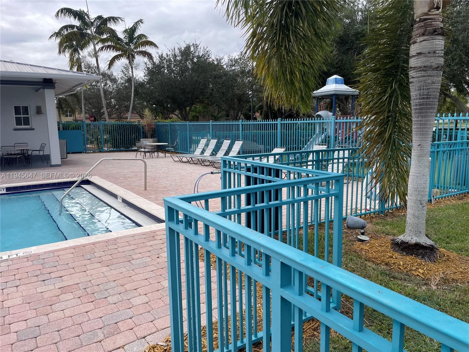 3725 NE 11th St, Homestead FL 33033 — 43