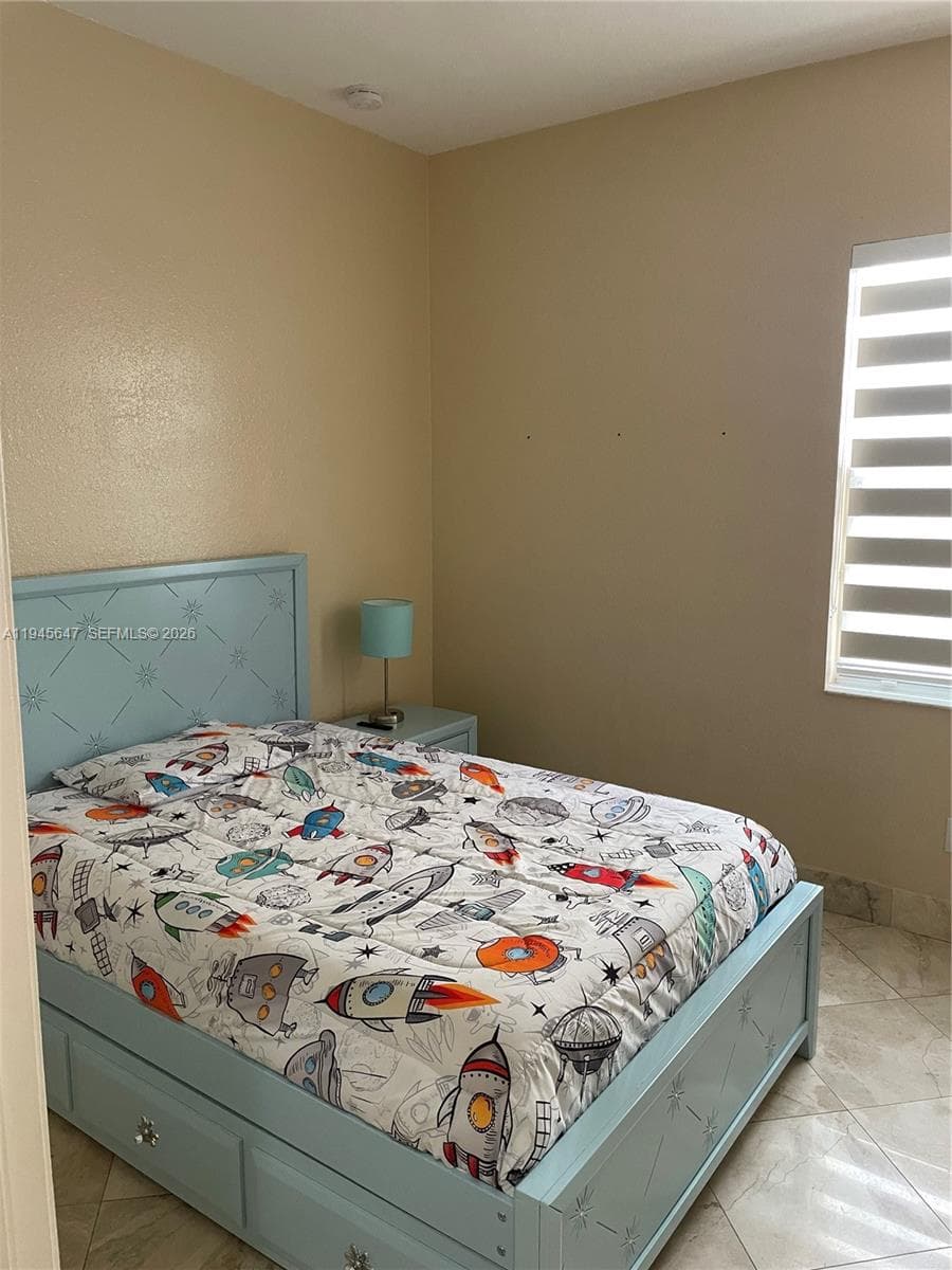3725 NE 11th St, Homestead FL 33033 — 18