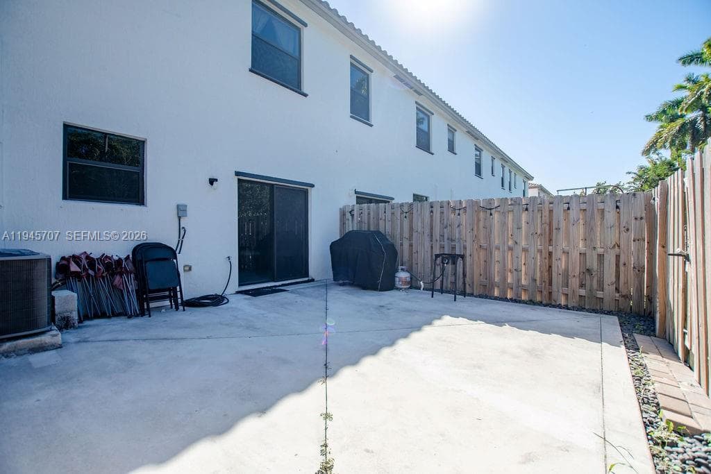 24534 SW 119th Pl, Homestead FL 33032 — 40