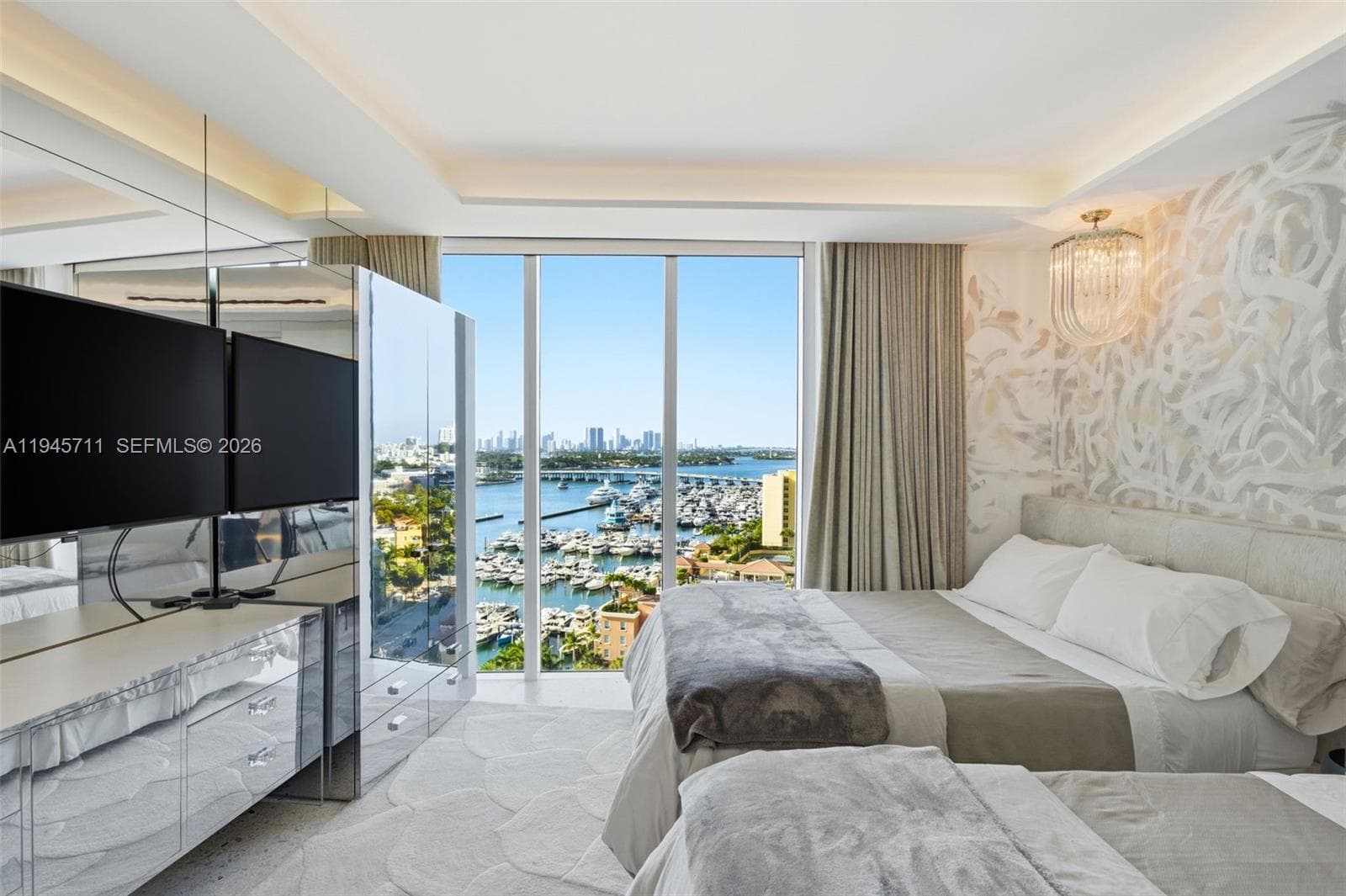 1000 S Pointe Dr # 1606, Miami Beach FL 33139 — 17