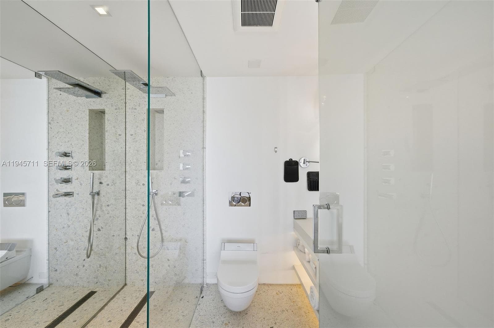 1000 S Pointe Dr # 1606, Miami Beach FL 33139 — 12