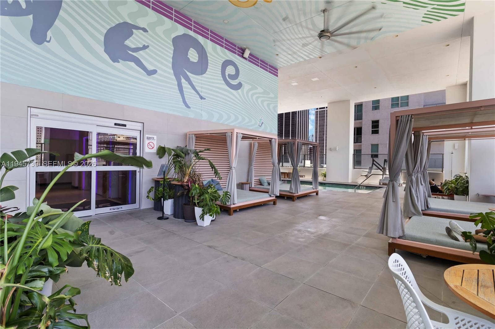 227 NE 2nd St # 2506, Miami FL 33132 — 42