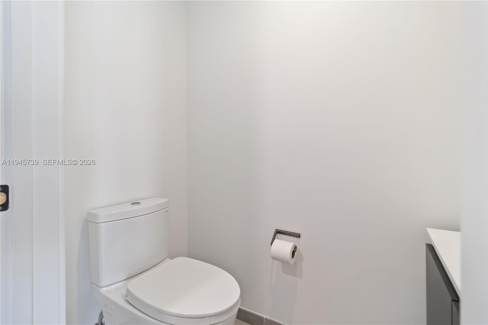 227 NE 2nd St # 2506, Miami FL 33132 — 13