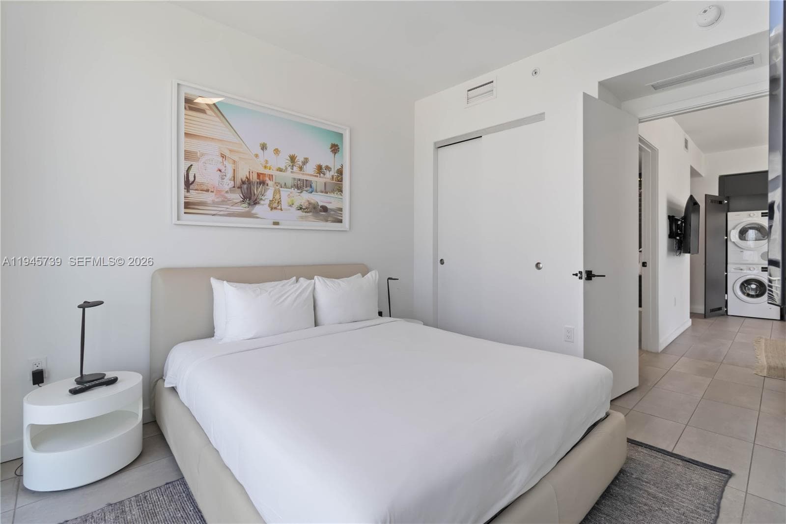 227 NE 2nd St # 2506, Miami FL 33132 — 9