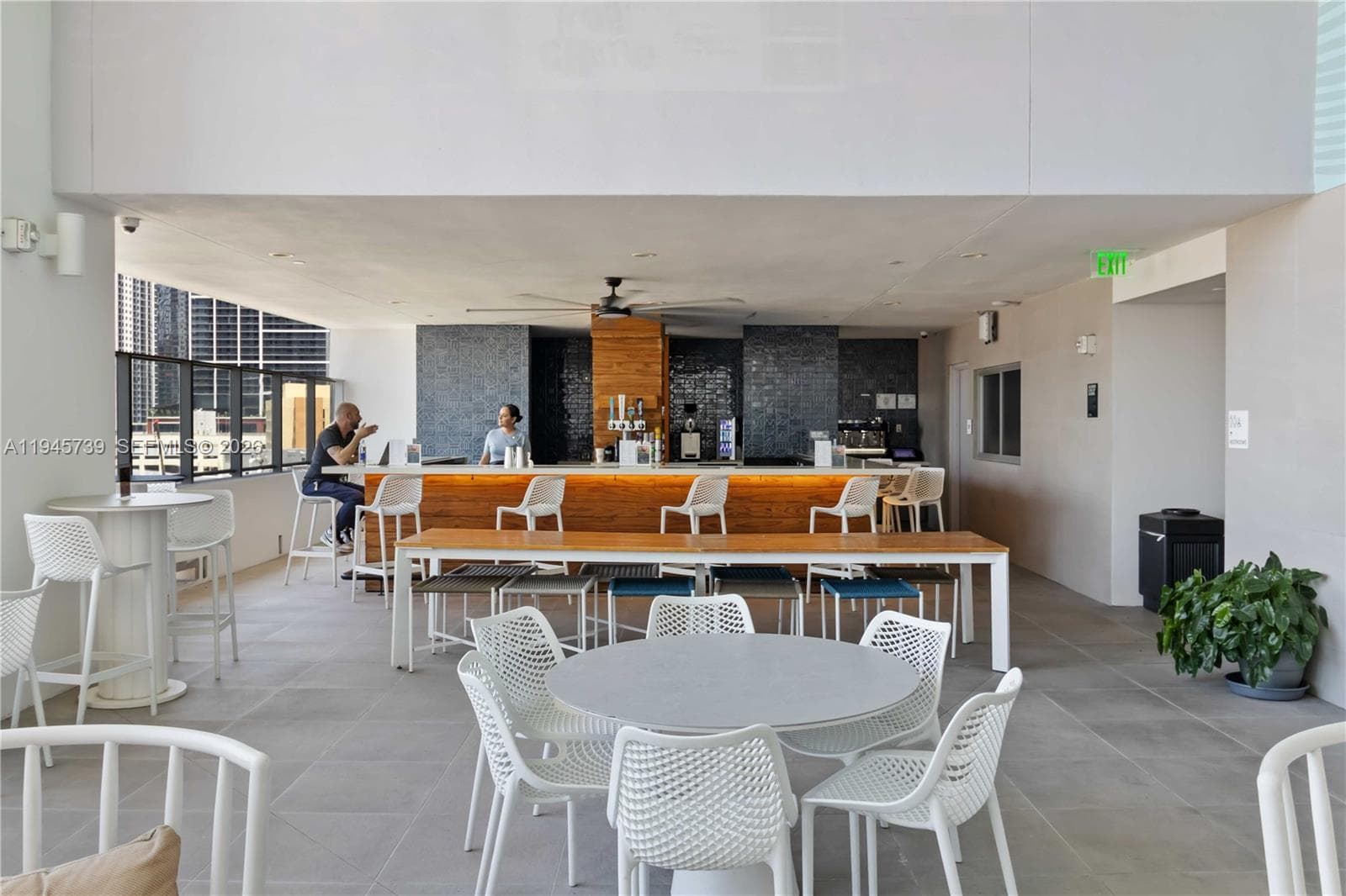 227 NE 2nd St # 2506, Miami FL 33132 — 38