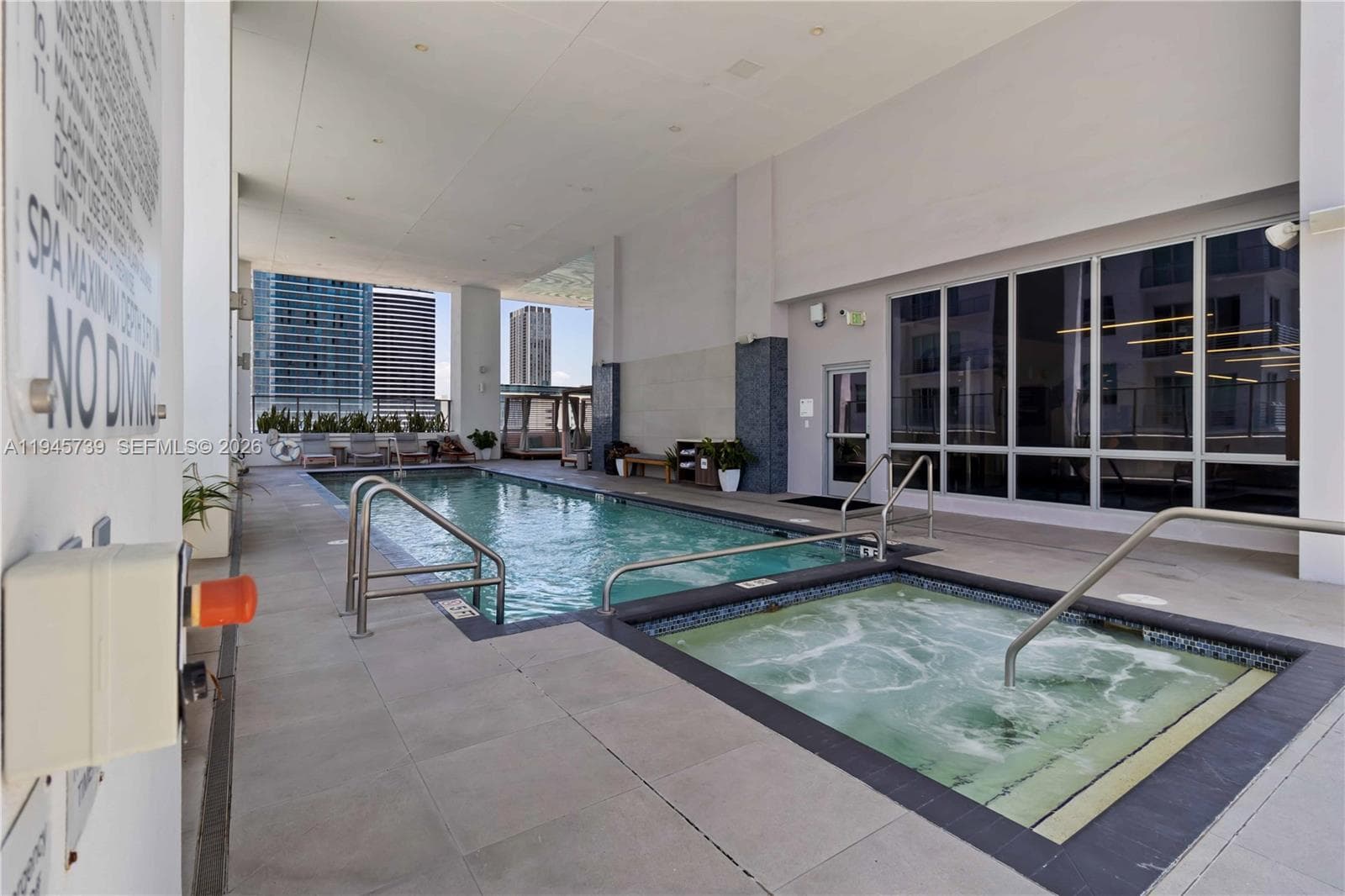 227 NE 2nd St # 2506, Miami FL 33132 — 45
