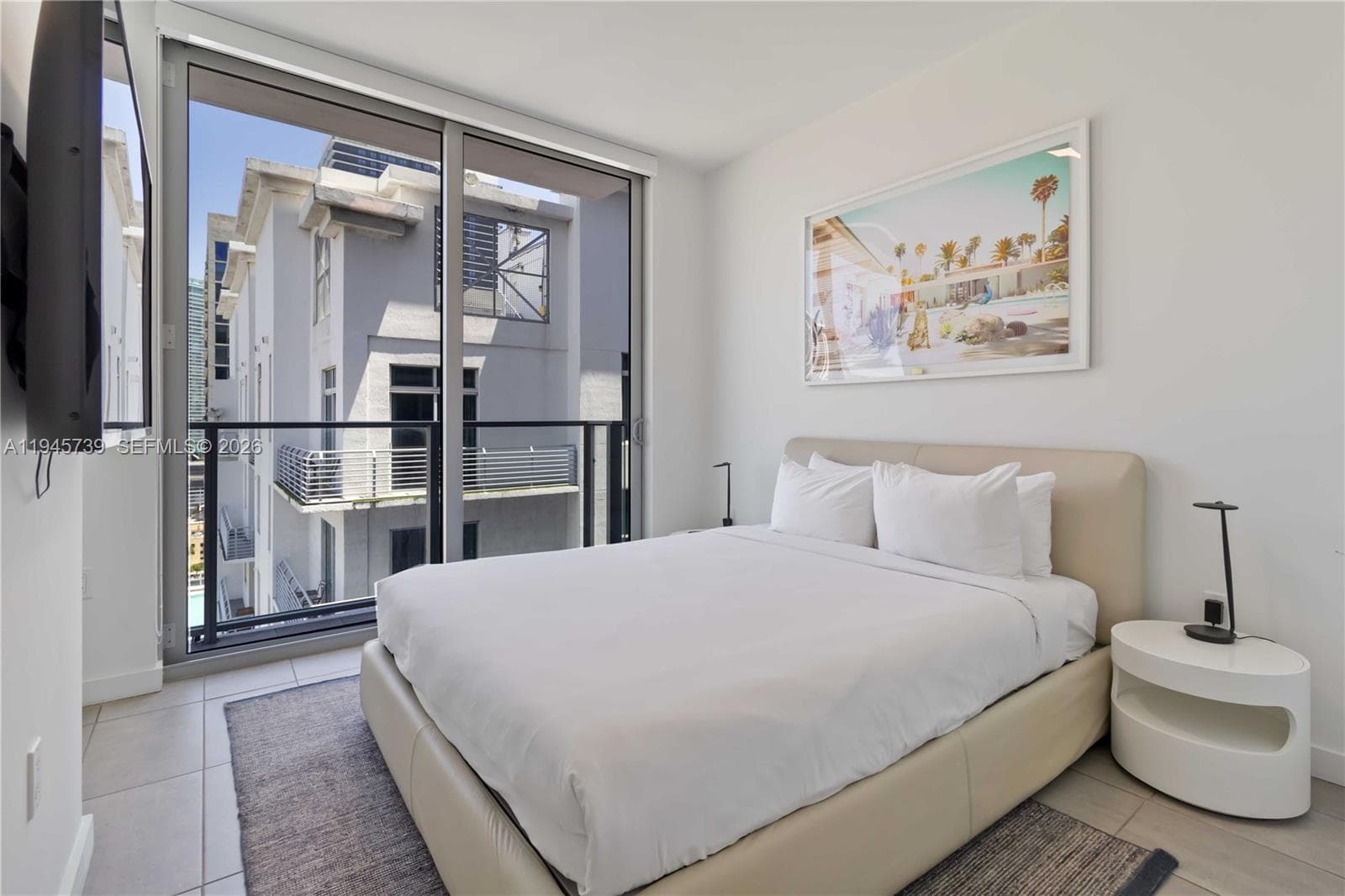 227 NE 2nd St # 2506, Miami FL 33132 — 11