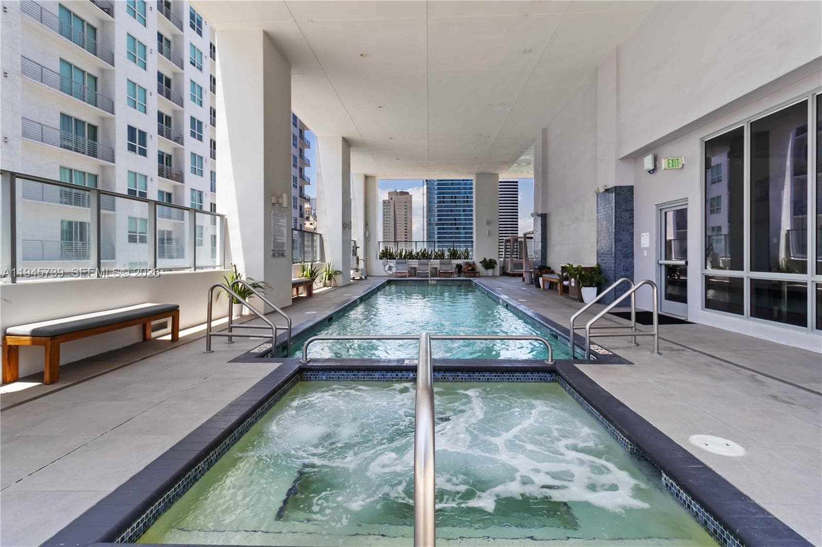 227 NE 2nd St # 2506, Miami FL 33132 — 44