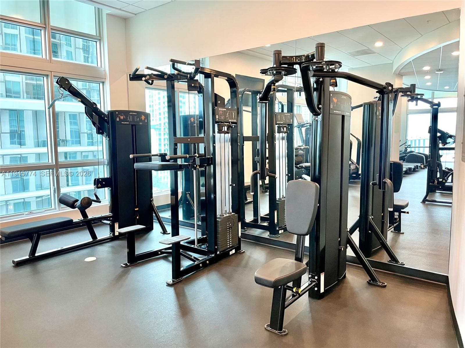 300 S Biscayne Blvd # 1803, Miami FL 33131 — 6
