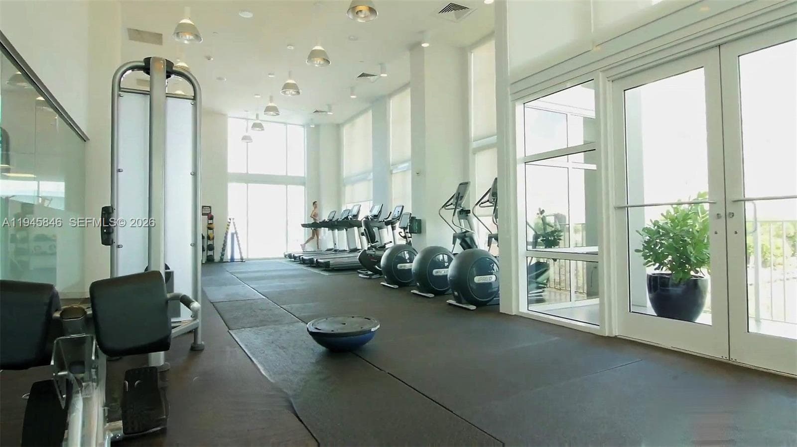 2020 N Bayshore Dr # 1603, Miami FL 33137 — 35