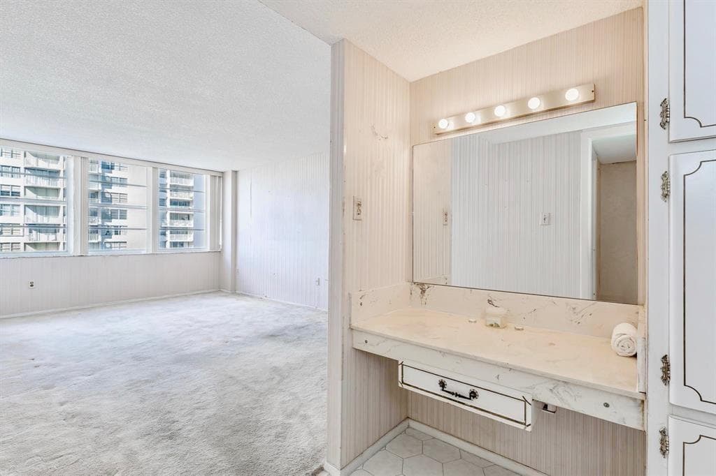 18031 Biscayne Boulevard # 1104, Aventura FL 33160 — 10