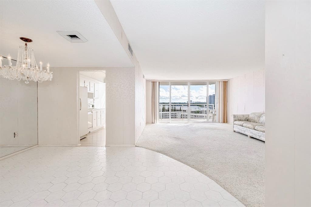18031 Biscayne Boulevard # 1104, Aventura FL 33160 — 4