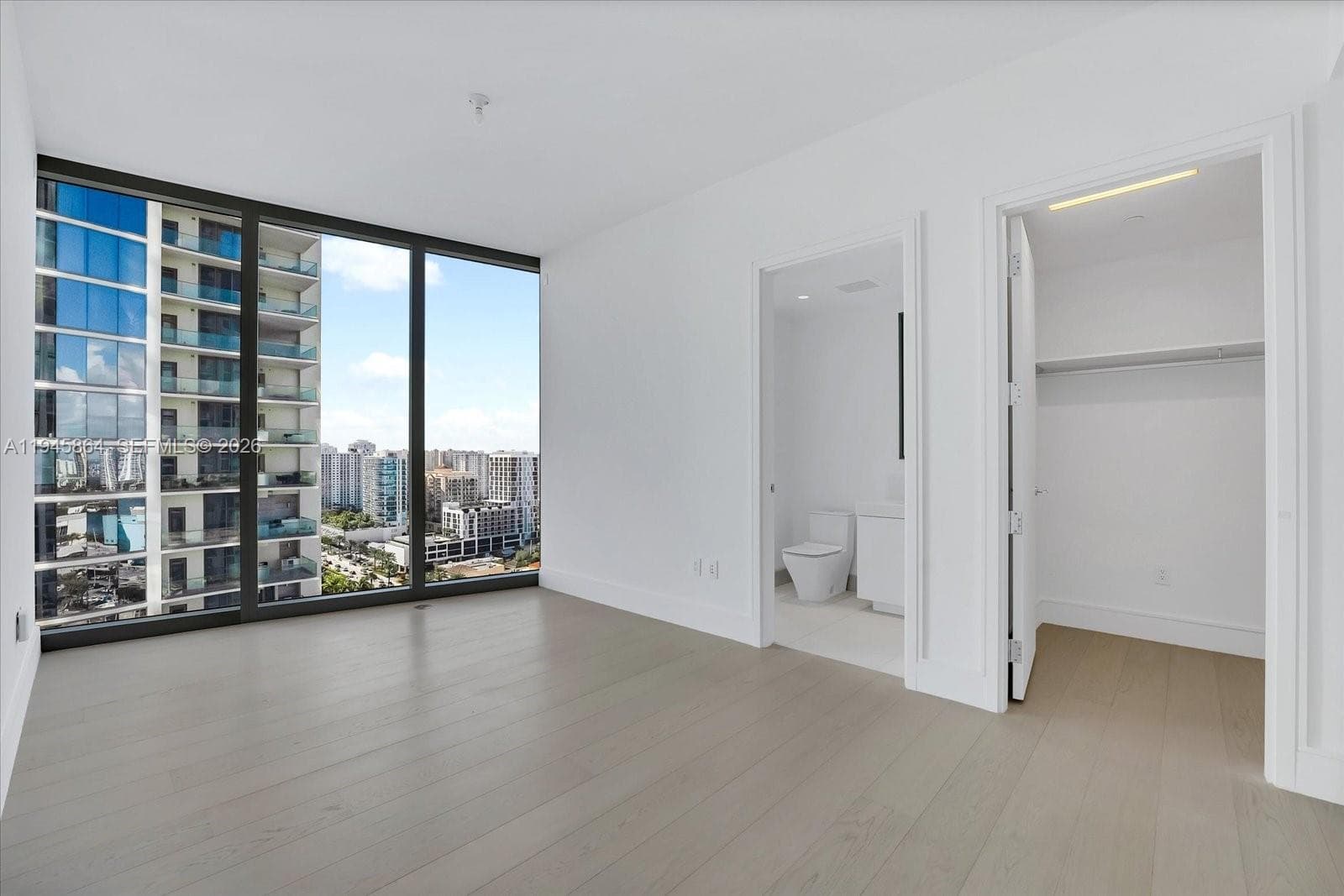 17975 Collins Ave # N1801, Sunny Isles Beach FL 33160 — 29