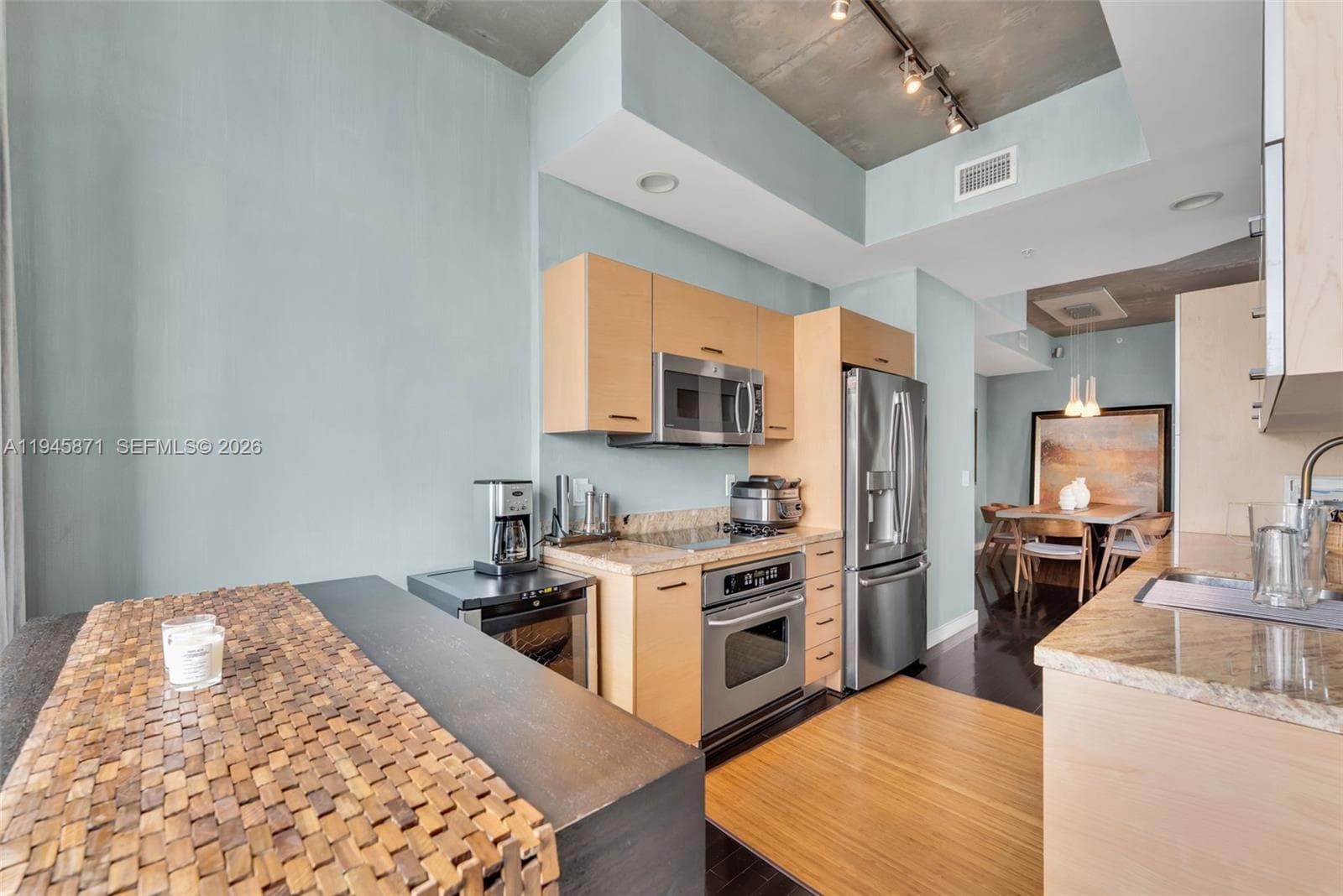 2275 Biscayne Blvd # 705, Miami FL 33137 — 26