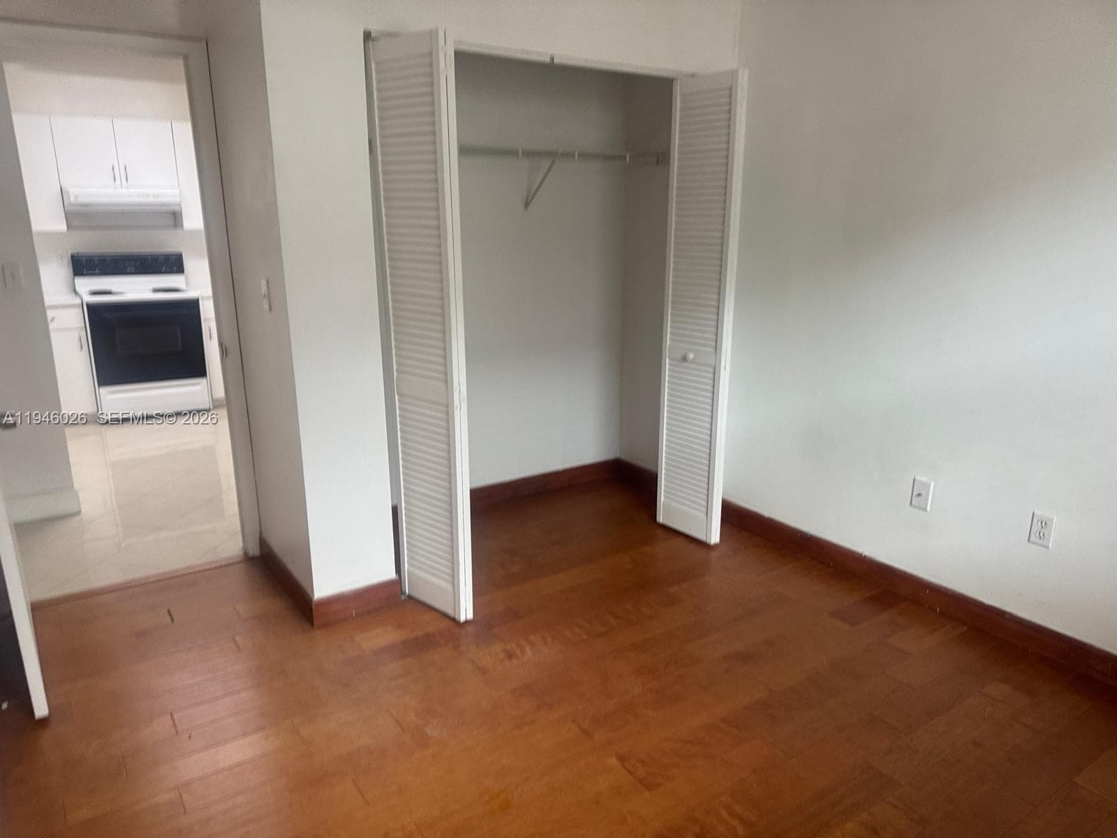 104 SW 9th St # 1403, Miami FL 33130 — 9
