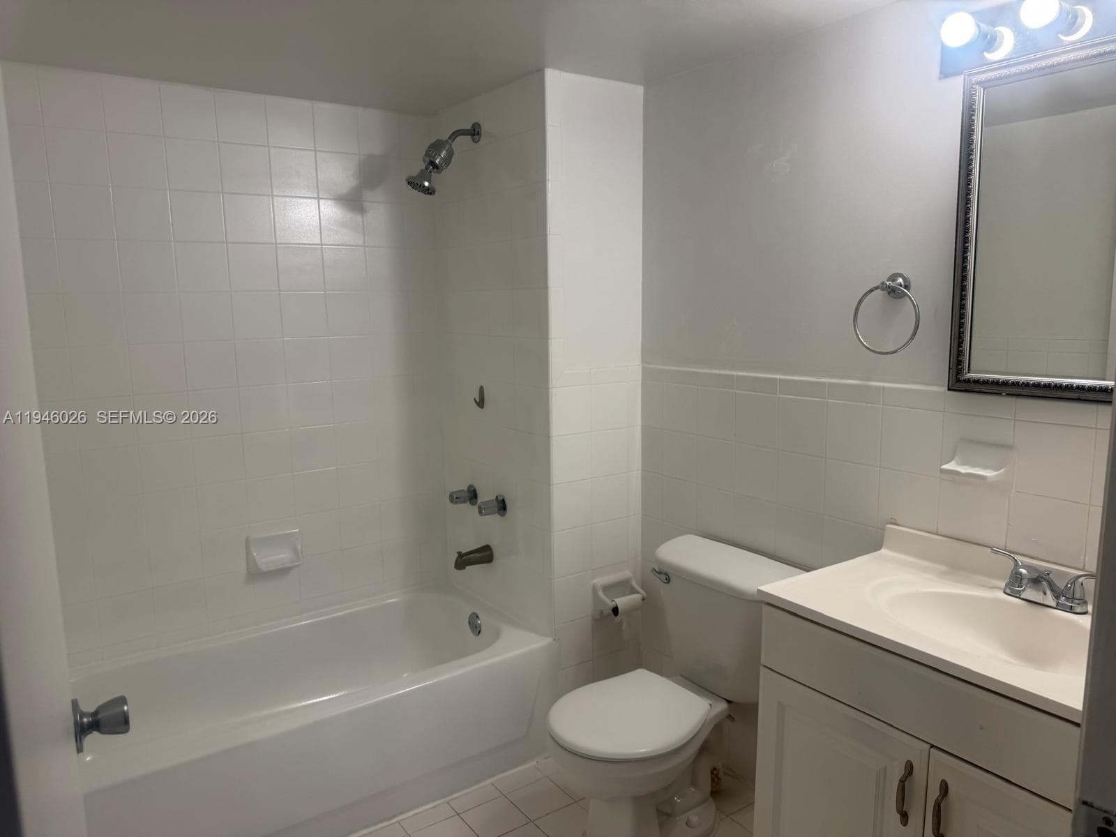 104 SW 9th St # 1403, Miami FL 33130 — 11