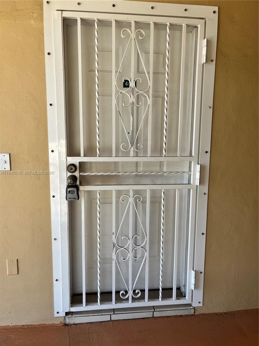 6780 W 2nd Ct # 408, Hialeah FL 33012 — 2
