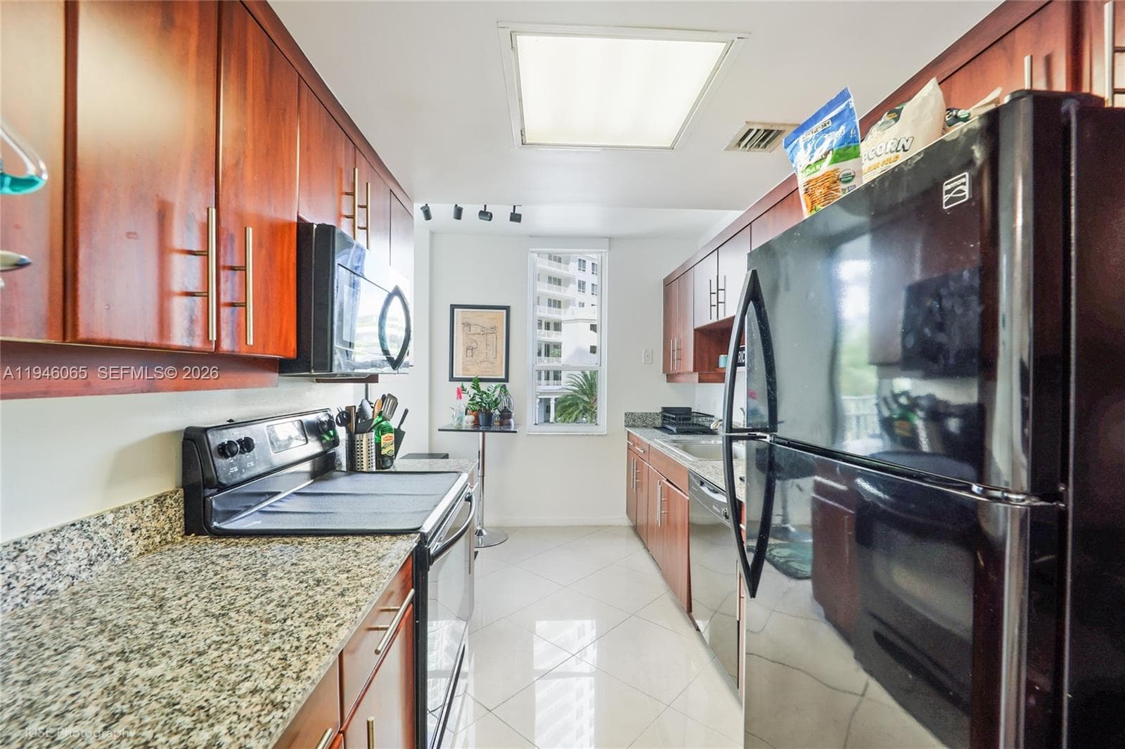 701 Brickell Key Blvd # 404, Miami FL 33131 — 6