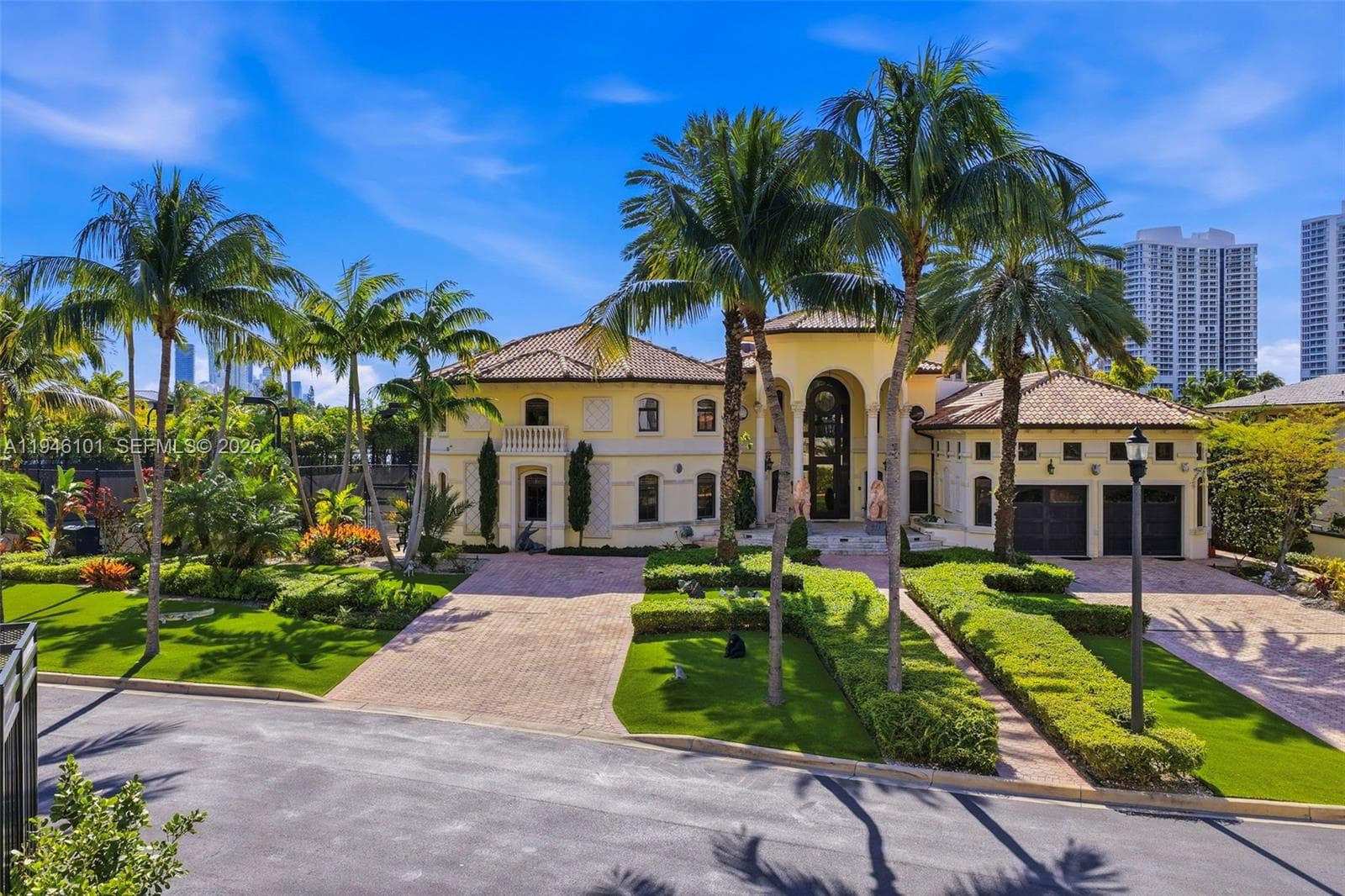 680 Golden Beach Dr, Golden Beach FL 33160 — 88