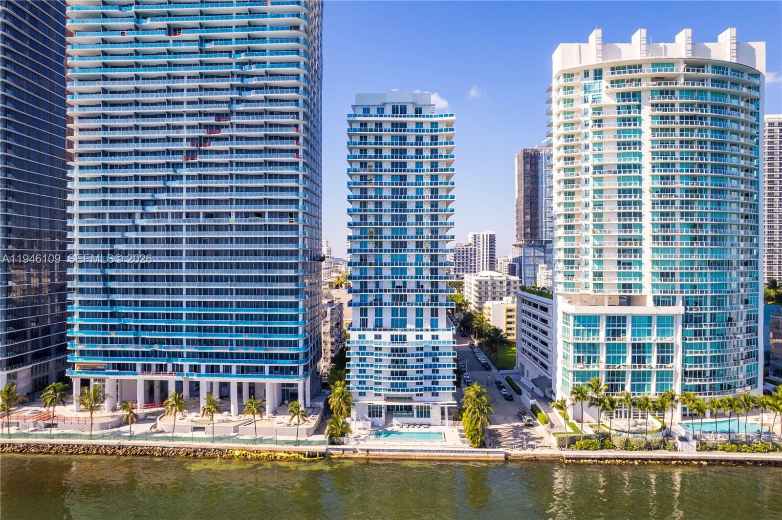 700 NE 25th St # 2002, Miami FL 33137 — 23