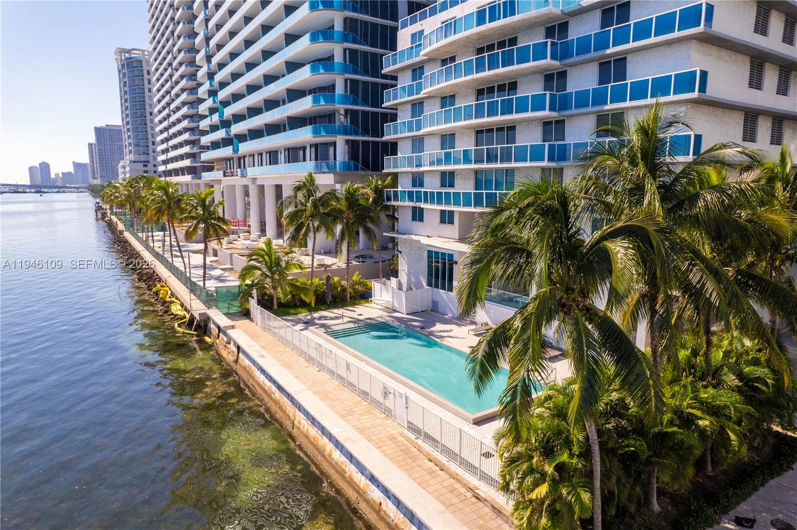 700 NE 25th St # 2002, Miami FL 33137 — 22