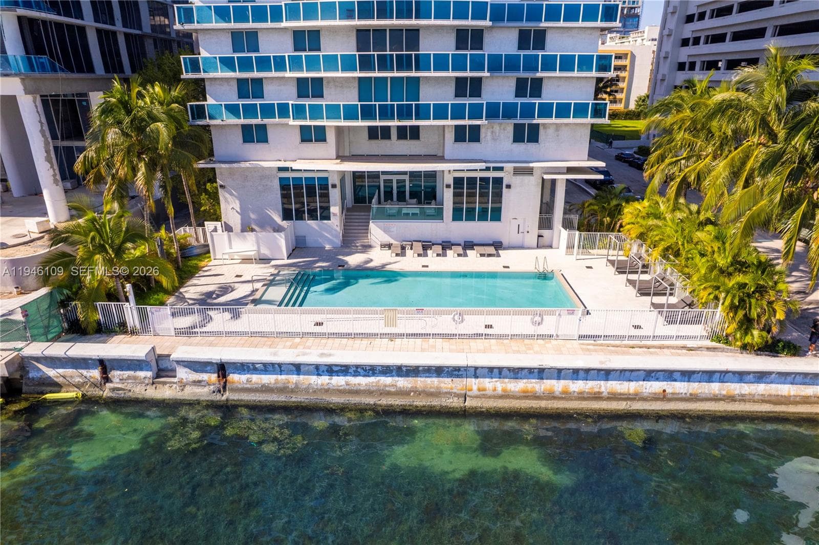 700 NE 25th St # 2002, Miami FL 33137 — 21