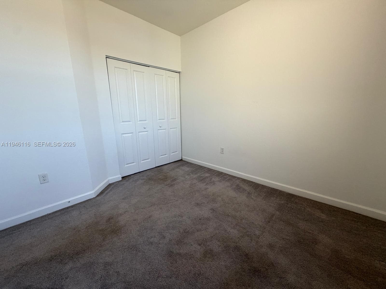 3326 W 112th St, Hialeah FL 33018 — 12
